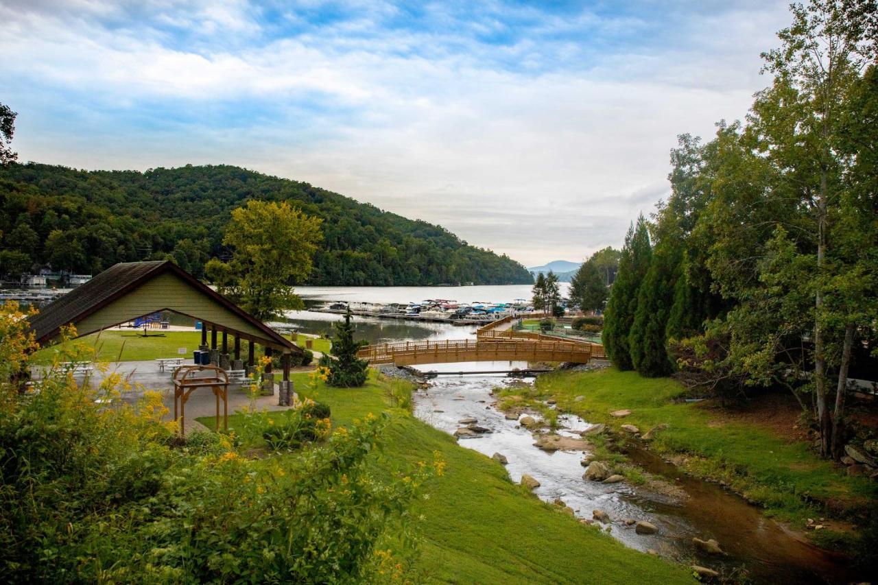 Lake Lure Condo With Resort Pool And Beach Access! Exteriör bild